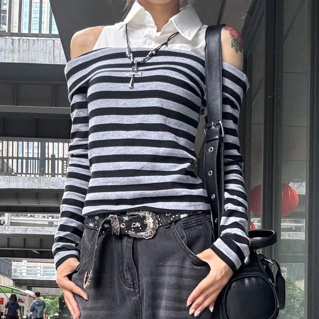 Aiertu  -  Japanese Spring Autumn High Street Spliced Design  Tops Y2k Aesthetic Harajuku Punk Constrast Color Striped Shirts Girl Clothes Aiertu
