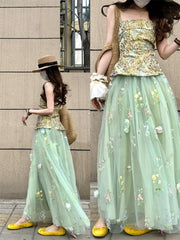 Aiertu  -  Summer stunning outfit set women's seaside vacation style floral strapless top green camisole dress two-piece set Aiertu
