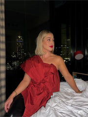 Aiertu  -  Bow Red Chic Top Women Fashion Skew-collar Irregular Casual Bandage Female Tops 2023 Party One-shoulder Shirt Aiertu