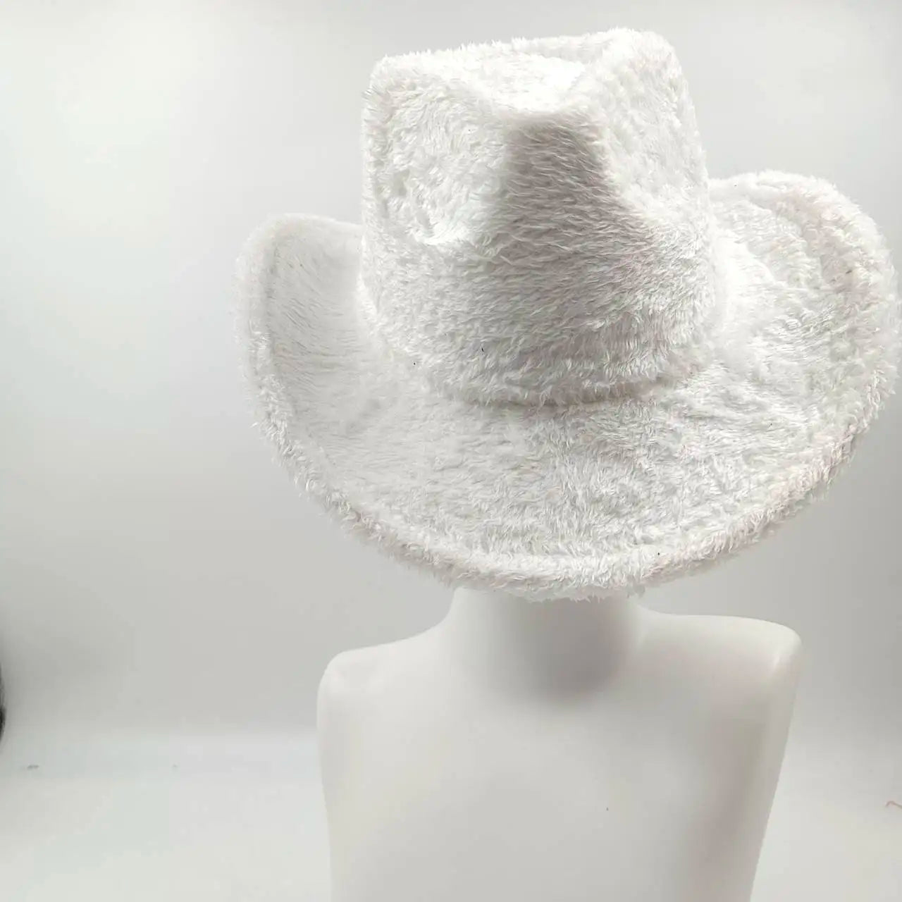 Aiertu  -  Fedora Hat Emerald Green Plush Cowboy Hat Material New Jazz Hat European and American Fashion Hat Big Brim Hat Aiertu