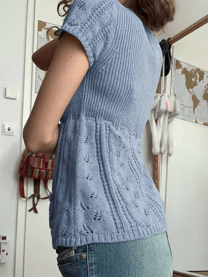 Aiertu  -Buttoned Slit Tie Front Knit Top aiertu