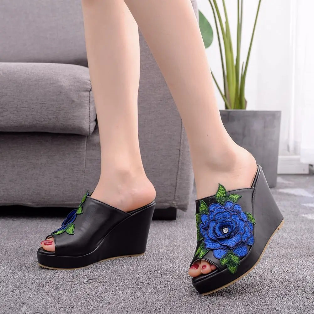 Aiertu  -  Queen Black White Peep Toe Platform Wedges Sandals Wedges High Heels Slippers Beach Sandals For Women Lace Flower Aiertu