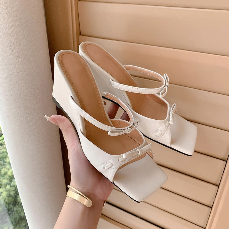 Aiertu  -  Rubber Flip Flops Low Shoes Big Size Flower Slippers Heels On A Wedge Square Toe Slides Hawaiian High Rome Floral PU Scandals Fa Aiertu