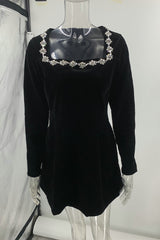 Aiertu  -  Elegant Pocket Rhinestone Decor Square Neck A Line Dresses Aiertu