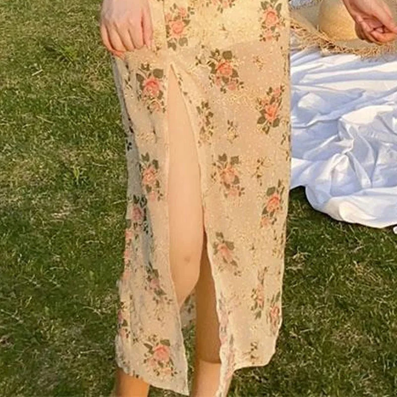 Aiertu 2024 Summer Floral Vintage Dress Women Casual Holiday Split Designer Midi Dress Korean Fashion Slim Party Princess Chiffon Dress Aiertu