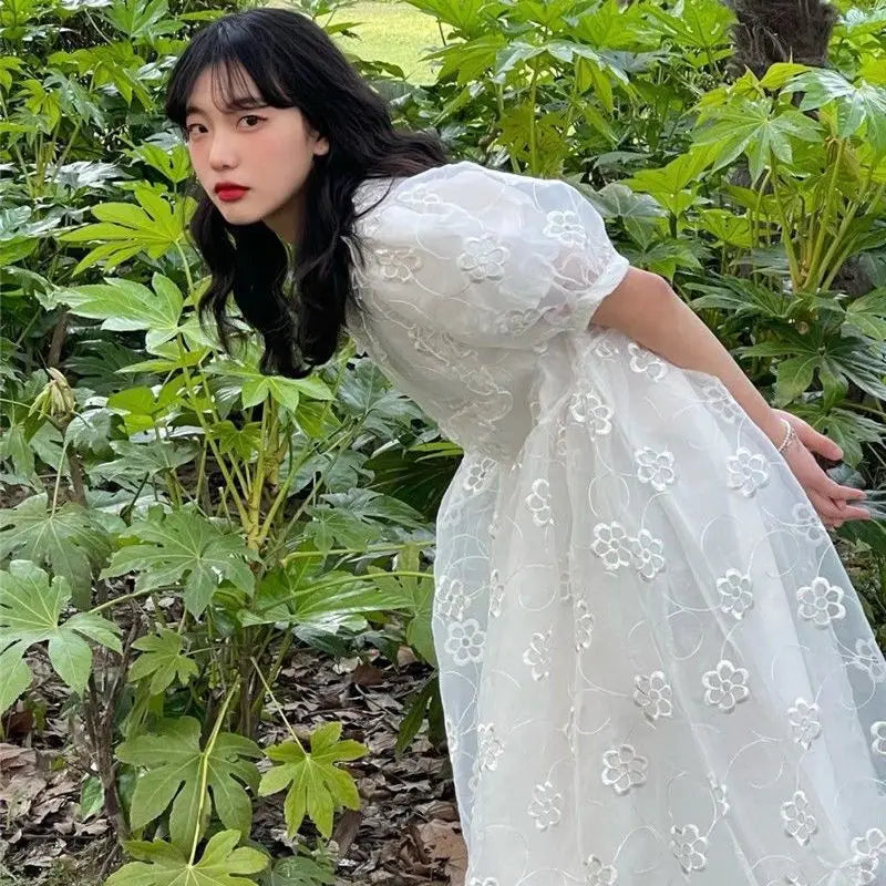 Aiertu Summer Long Fairy Dress Women Sweet Mesh Hollow Out Designer Vintage Dress 2021 Elegant Korean High Waist Party Floral Dress Aiertu