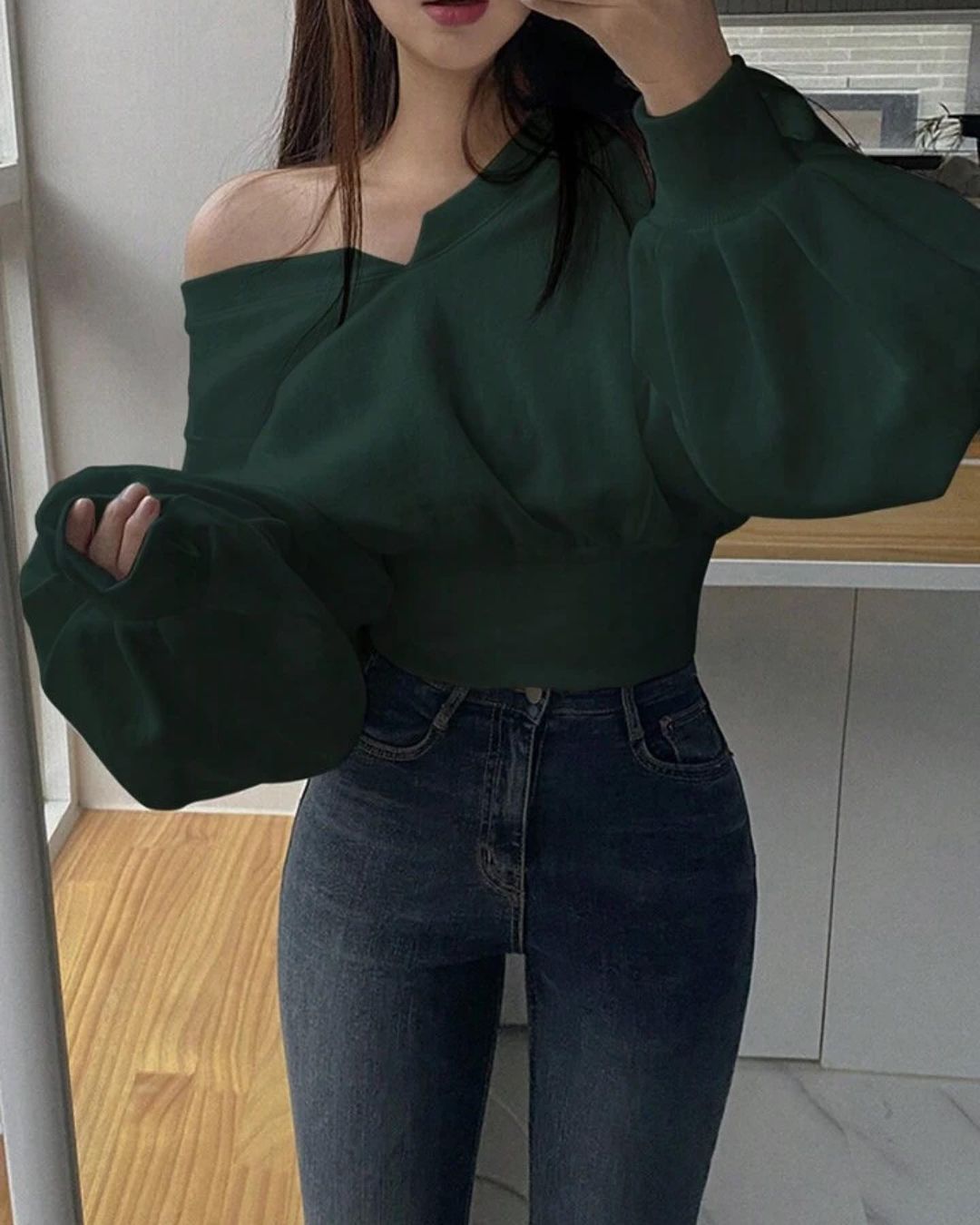 Aiertu fashion outfits round Neck Pullover Waist-Tight Long-Sleeved Sweater Women's Spring and Autumn Casual Niche Short Slim Top aiertu