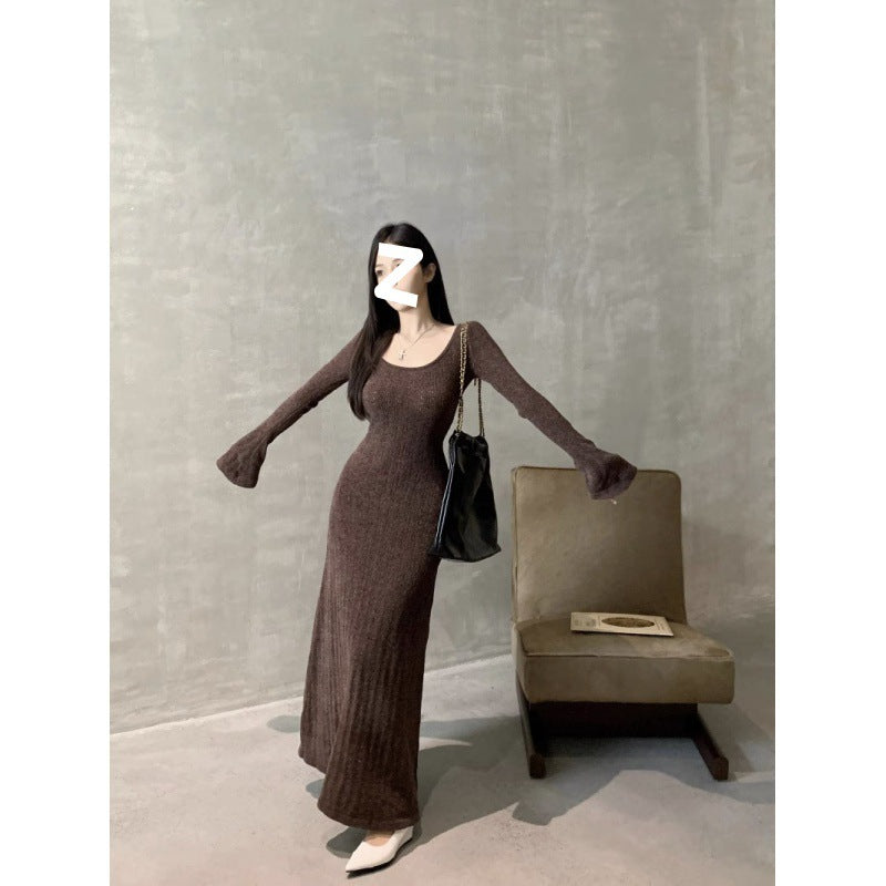 Aiertu fashion outfits Early Autumn Brown Long-Sleeved Knitted Dress Women's Slim-Fit Draping Tight Waist A- line Midi Dress Retro Elegant Skirt aiertu