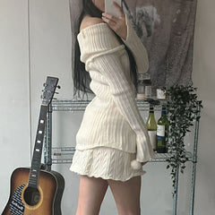 Aiertu simple winter outfits Millennium Hot Girl White Moonlight Split Breasted Flip off-Shoulder Long Sleeve Top Lazy Style Slimming Sweater aiertu