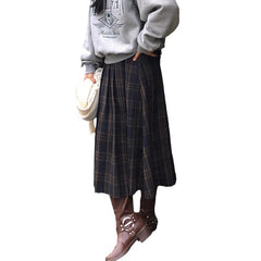 Aiertu fashion outfits Chic Autumn and Winter Retro High Waist Slimming Contrast Color Plaid Design A- line Woolen Skirt aiertu