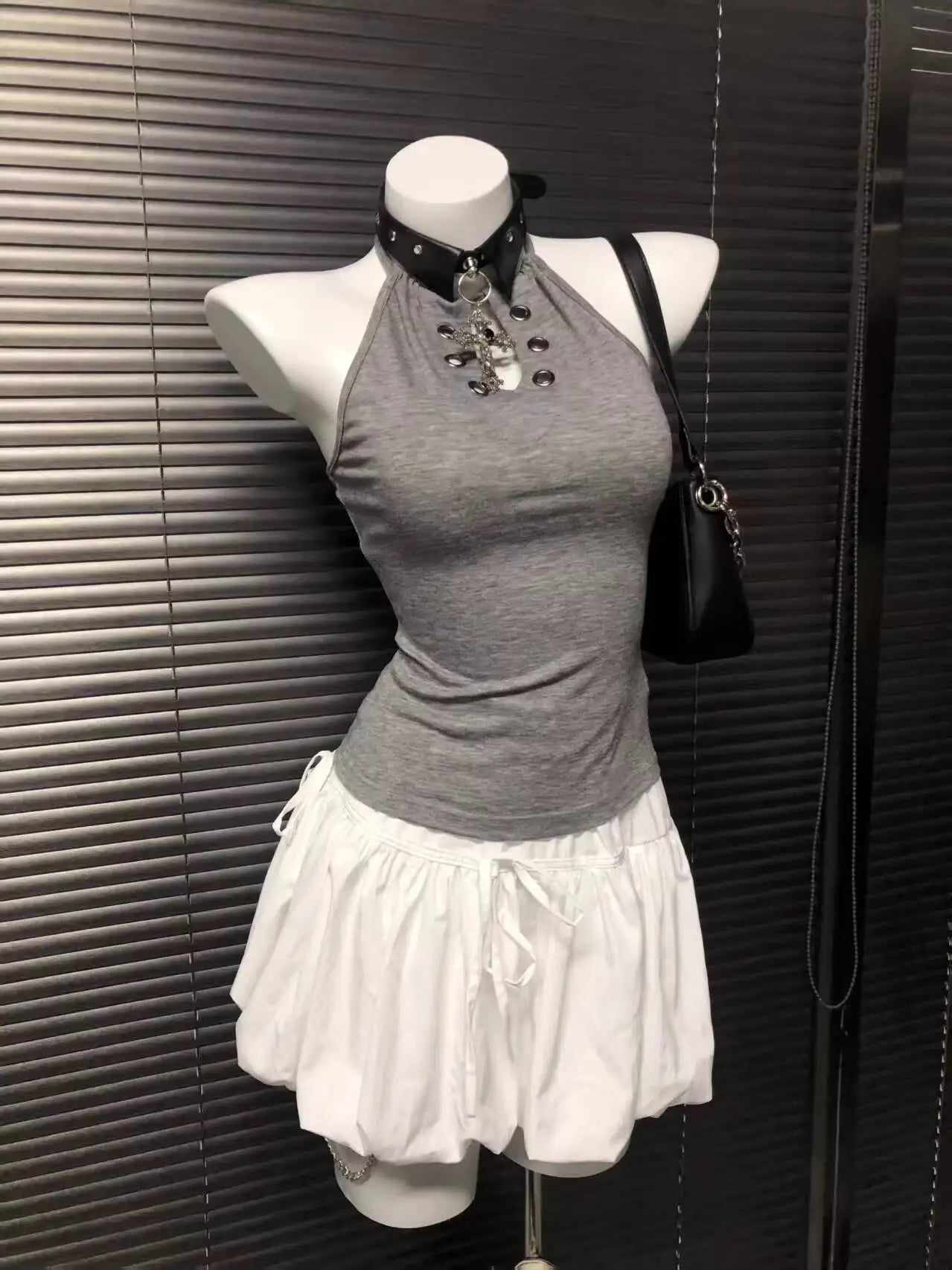 AIERTU  -  New Summer Women's Gray Hollow Out Halter Cami Top Vintage Stylish Hot Girl Top For Daily Street Fashion Outfits Aiertu