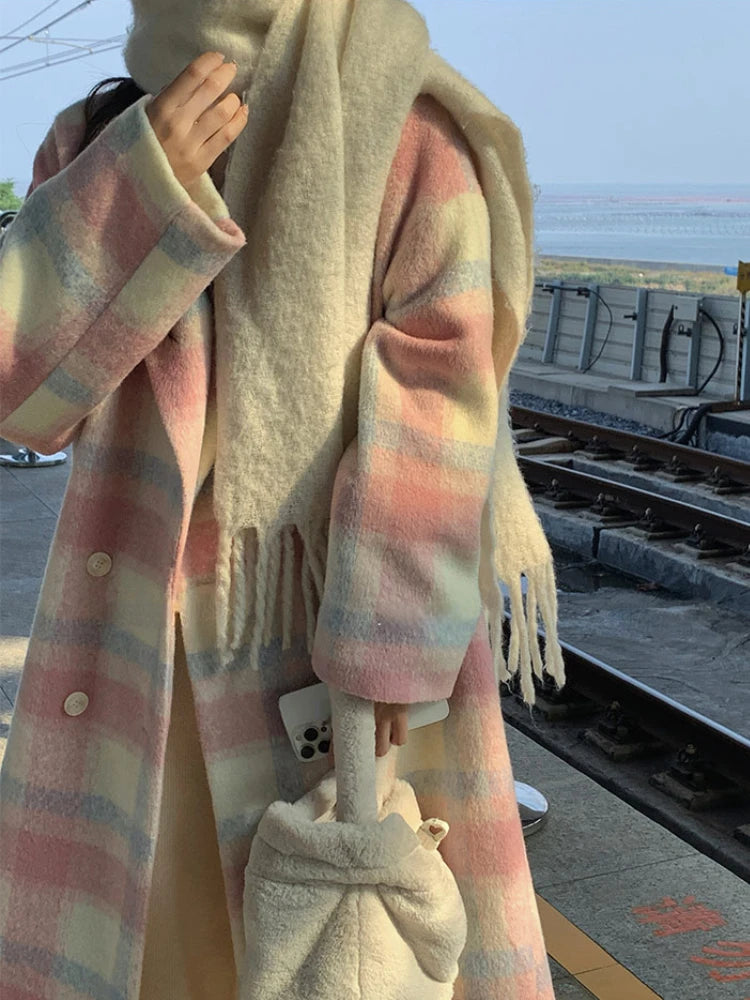 Aiertu Winter Rainbow Woollen Coats Women Casual Warm Loose Plaid Long Coats Female Korean Fashion Office Lady Trench Jackets Y2k Aiertu