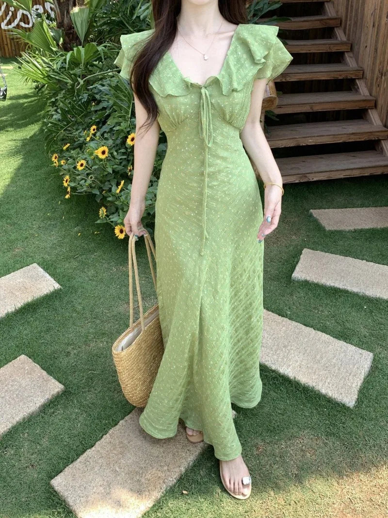 AIERTU  -  Summer Women's New Tea Break French High Waist Dress with High Grade Sensation, V-neck Floral Resort Style, Exquisite Long Dress Aiertu