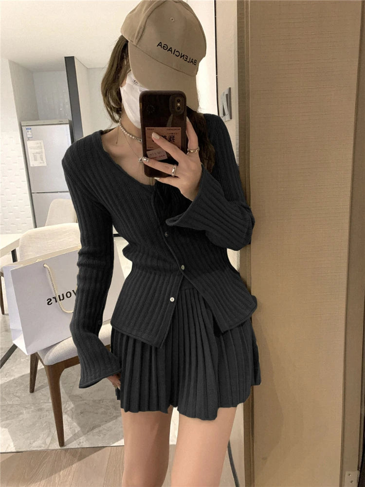 Aiertu New Fashion Casual Single Breasted Knitted Two Piece Set Women Sweater Cardigan Coat + Pleats Skirt Sets Vintage 2 Piece Suits Aiertu