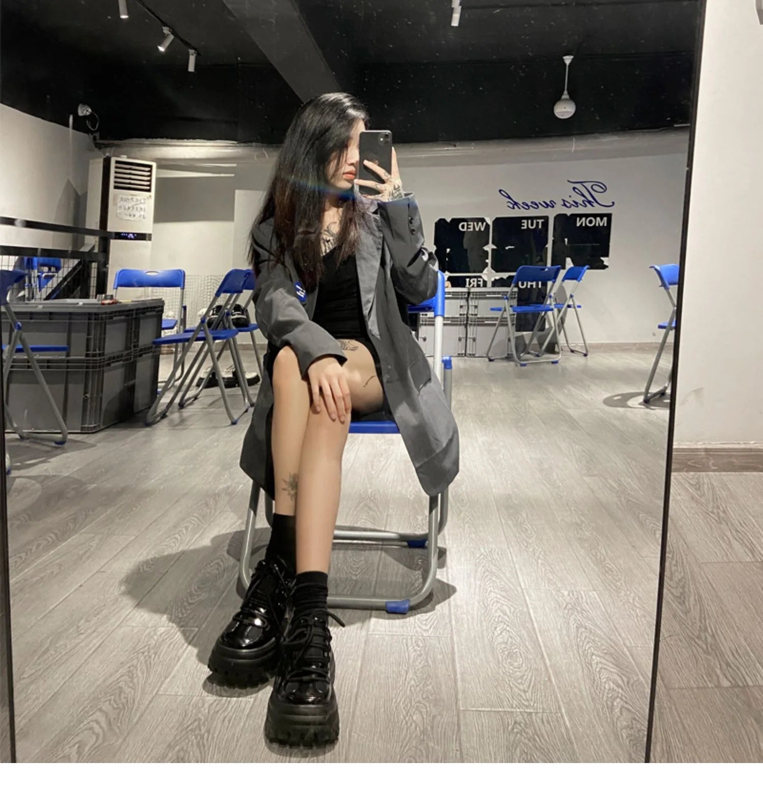 Aiertu Ladies British Casual Sport Leather Shoe Autumn New Big Head Muffin Small Leather Shoe Female Japanese College Style Single Shoe Aiertu