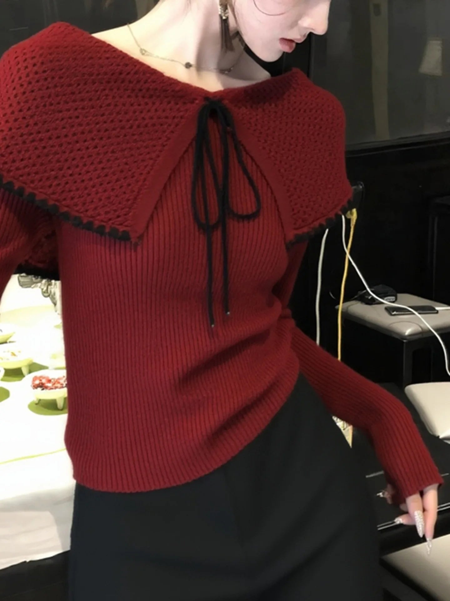 AIERTU  -  Women's New Autumn Winter Red Knit Sweater Tie Collar Off-Shoulder Slim Fit Atmospheric Elegant Top Aiertu
