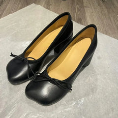 AIERTU  -  Bowknot Chunky Heel Mary Jane Shoes Women Round Heel Leather Shallow Women Pumps Fashion Heels for Women Brand Ballet Shoes