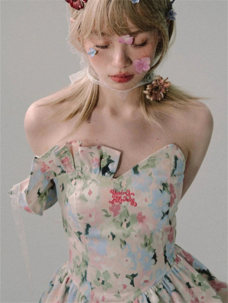 Aiertu French Design Floral Strapless Dress Women Summer New Holiday Casual Y2k Dress Female Fashion Slimming Irregular Mini Dress 2024 Aiertu