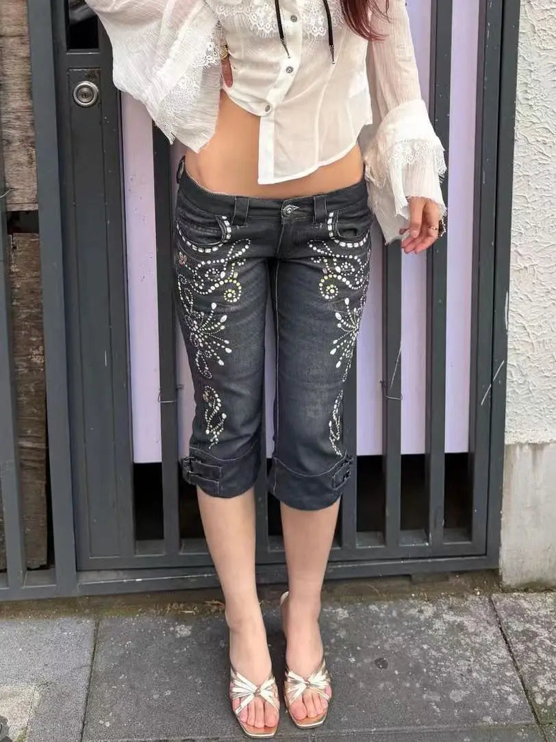 AIERTU  -  American Vintage Washed Distressed Cropped Jeans Hot Girl Women Casual Streetwear Y2k Retro Denim Capris Gem Print Bodycon Aiertu