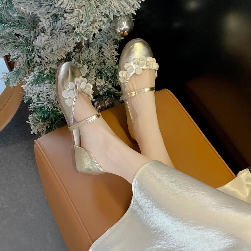AIERTU  -  Spring New Fashion Single Shoes Shallow Mouth Versatile Block Heel Flower One Buckle Mary Jane Shoes Aiertu