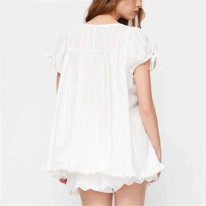 AIERTU  -  Women's Square Neck Puff Sleeve Blouse Loose Fit Ruffle Hem Lace Trim Babydoll Top for Casual Summer Beach and Vacation Outfits Aiertu