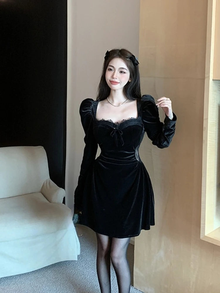 Aiertu Gothic Vintage Balck Long Sleeve Dress Woman Elegant Fashion Velvet Midi Dress Korean Style Even Party Dress Casual Spring Aiertu