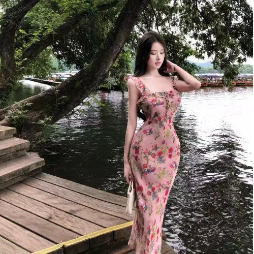 AIERTU  -  Summer New Pure Desire Gentle Floral Dress Slimming Bright Color Slant Cut Skirt High Waist Chiffon Material Zipper Closure