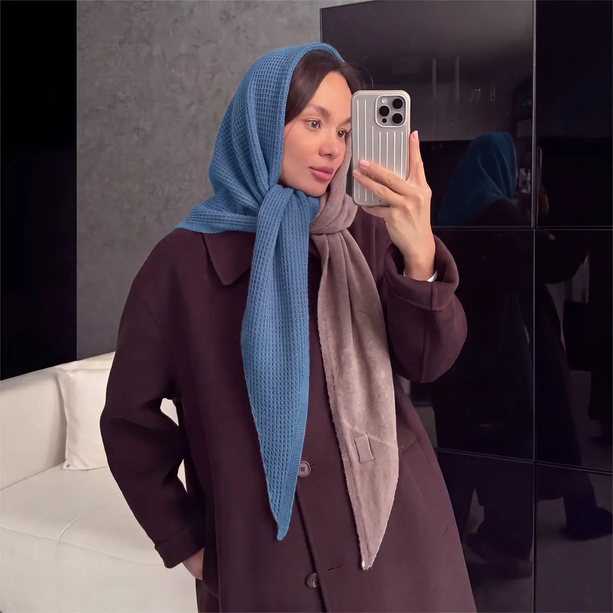 AIERTU  -  Women Two Tone Waffle Knit Triangle Scarf Wool blend Winter Soft Warm Color Block Shawl Scarves Fashion Neck Wrap for Daily Wear Aiertu