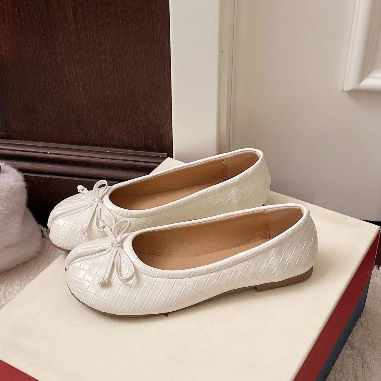 AIERTU  -  New Korean Style Women's Split-Toe Loafers Shallow Cut Ballet Flat Slip-Ons with Comfortable Mary Jane Spring/Autumn Tabis Shoes Aiertu