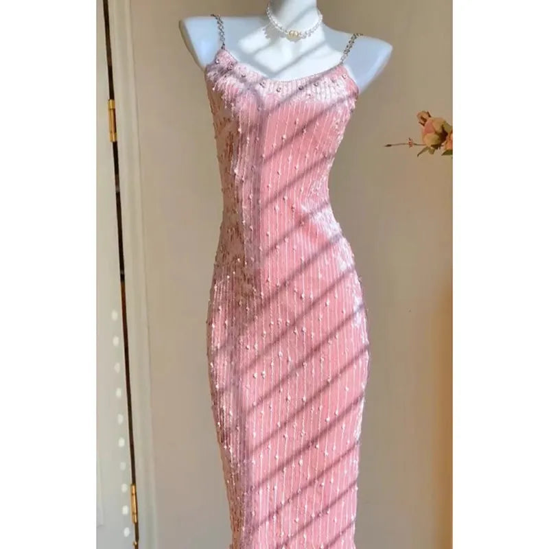 Aiertu Spring 2024 French Temperament Striped Sleeveless Backless Rhinestone Chain High Waist Slim-Fit Pink Sling Fairy Dress Women Aiertu