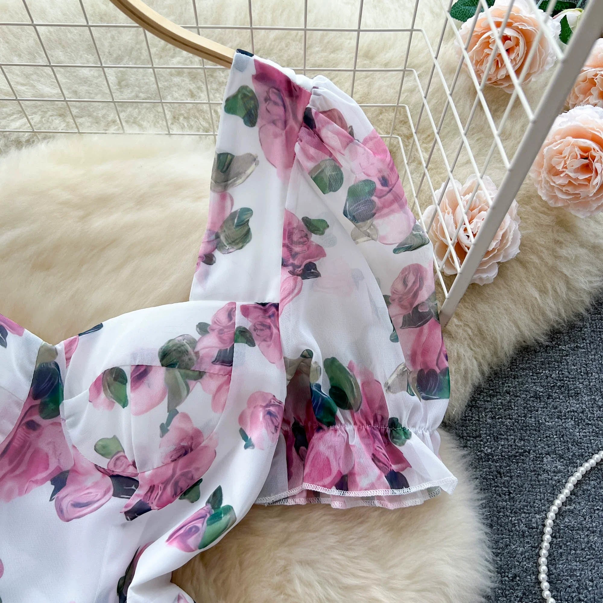 Aiertu  Beach Vacation Floral Print Dress Women Backless Lace Up Cross Bandage Ruched Korean Hotsweet Fashion Party Long Dress Aiertu