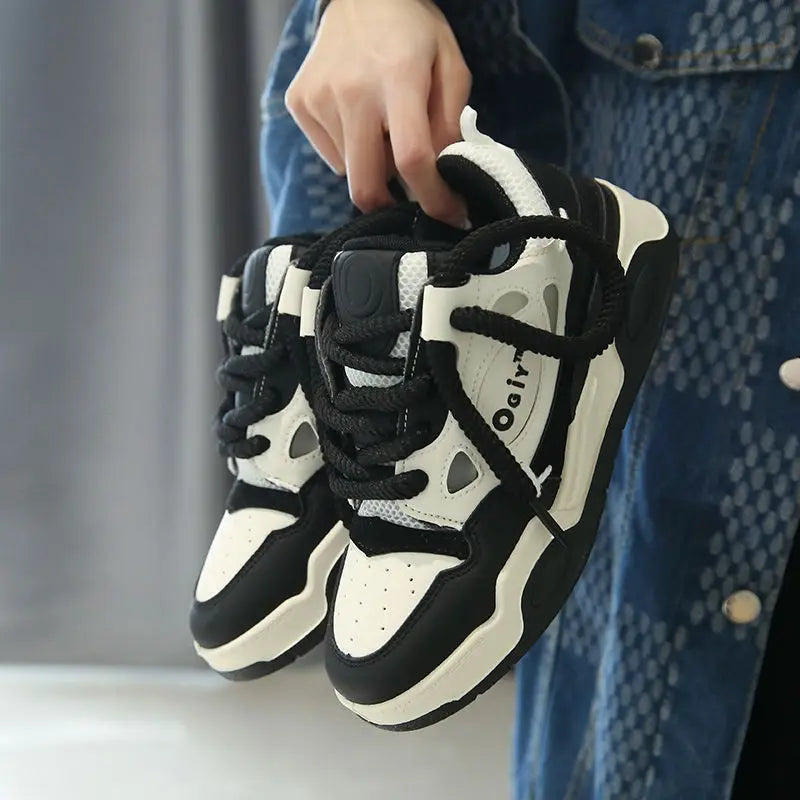 Aiertu Student Black Platform Bread Shoes for Women Couples All-match Casual Sneakerskorean Fashion Student Loose Shoes  Adult Aiertu