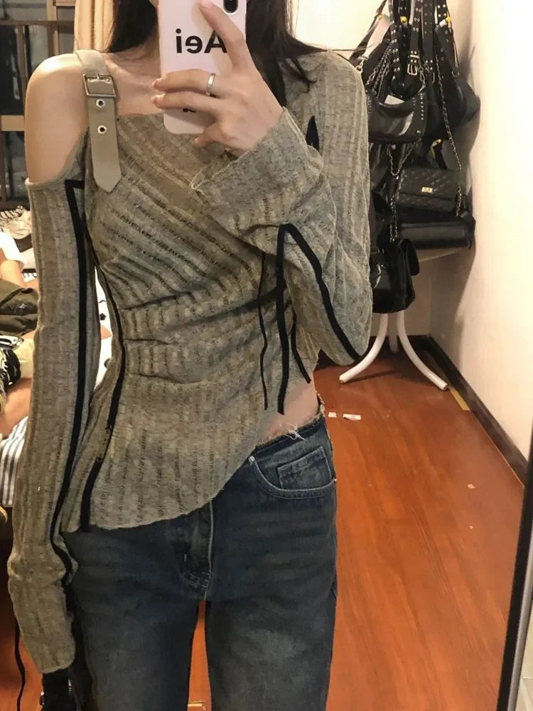 Aiertu 2024 Spring Autumn Grunge Fashion Off Shoulder T-shirts Streetwear Slim Hollow Out Knitted Top Women Patchwork 2k Aesthetic Tees Aiertu