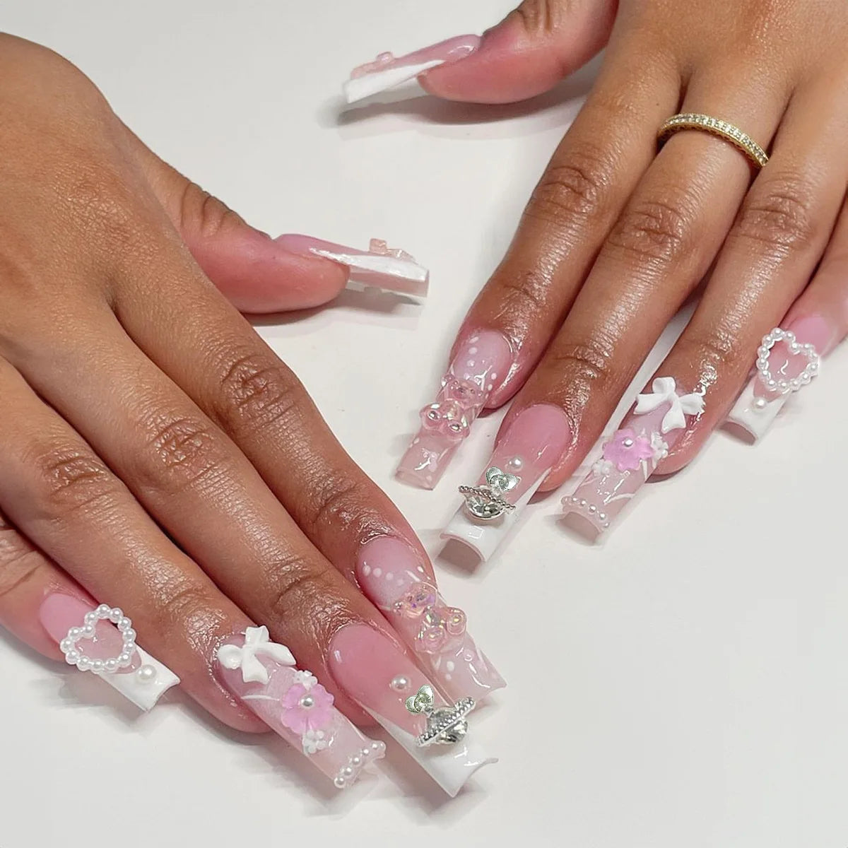 Aiertu 24Pcs Long Ballet False Nails with Bow Designs Pink Coffin Press on Nails Wearable French Fake Nail Full Cover Manicure Tips Aiertu