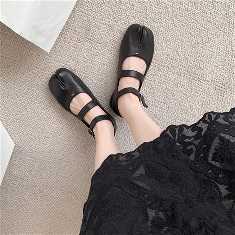 Aiertu Back  to school Designer Split Toe Flats Shoes Buckle Strap Women Comfort Bottom Ballerina Shoes Soft Leather Solid Outdoor Footwear Aiertu