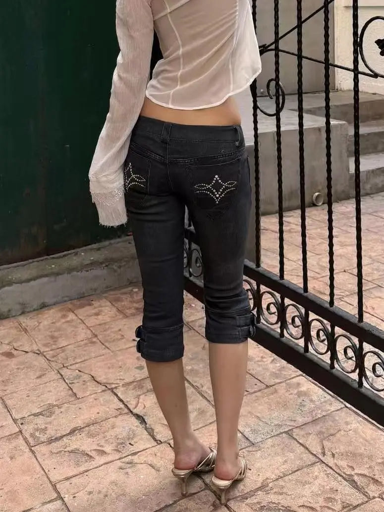 AIERTU  -  American Vintage Washed Distressed Cropped Jeans Hot Girl Women Casual Streetwear Y2k Retro Denim Capris Gem Print Bodycon Aiertu