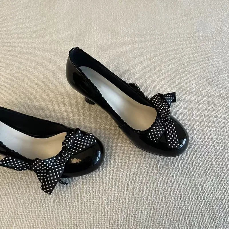 AIERTU  -  Riband Bow Round Toe Kitten Heel Mary Jane Shoes Women Pumps Sweet Chunky-Heel Dress Shoes Spring Vintage Lolita Shoes Aiertu