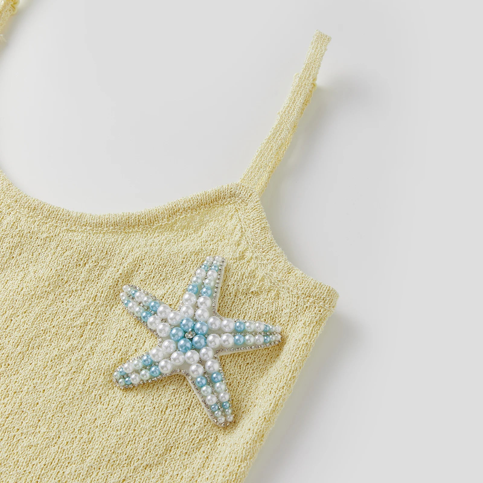 AIERTU  -  Women Y2k Beaded Starfish Knit Bodycon Mini Dress Sexy Sequin Spaghetti Strap Tassel Hem Scoop Neck Slim Beach Party Cami Dress Aiertu