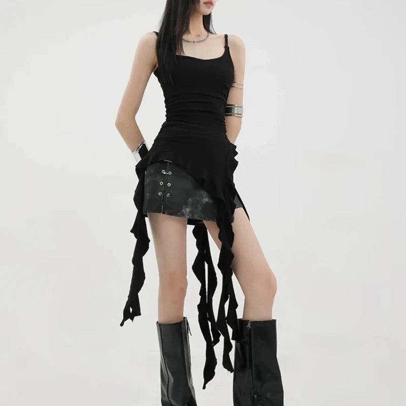 Aiertu Sexy Tank Top Asymmetrical Black Y2k Women Ruffle Grunge Backless Coquette Fashion Streetwear Tops Solid Aesthetics Aiertu