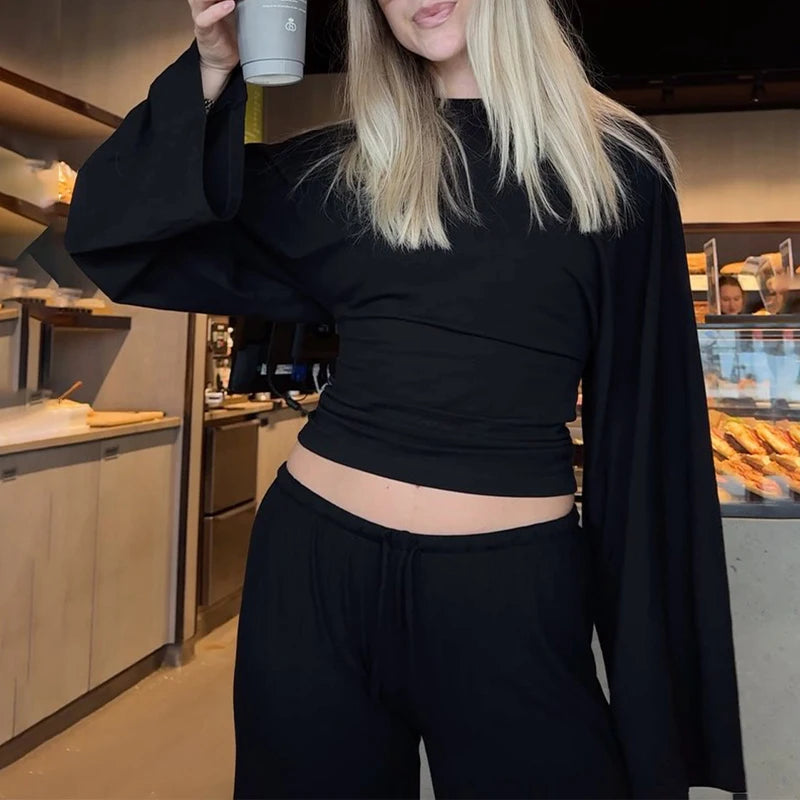 AIERTU - Casual Simple Long Sleeve Round Collar Solid Streetwear Women T-shirts Loose Early Autumn Basic Club Tops Clothing  Aiertu