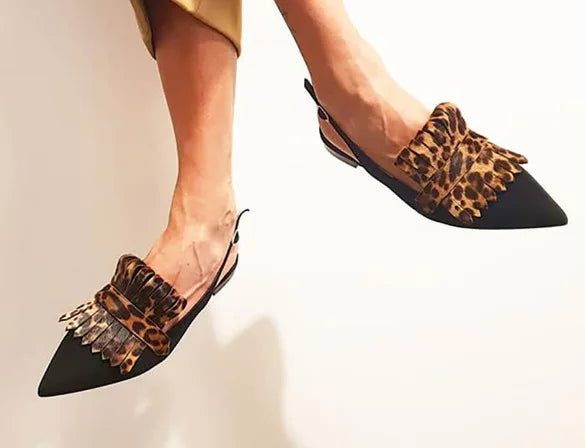 Aiertu Pointed Toe Big Size Shoes Woman Casual Female Sneakers Low Heels Flats Fringe Large Size Dress New Tassel Scandals Lace-Up Slip Aiertu