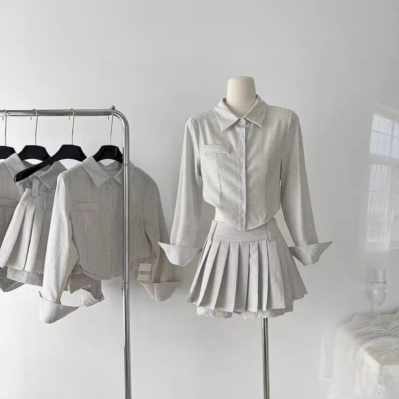 Aiertu Sweet Hot Girls Sexy Preppy Style Suit Women's Spring/Autumn Irregular Long-sleeved Short Shirt Pleated Mini Skirt Two-piece Set Aiertu