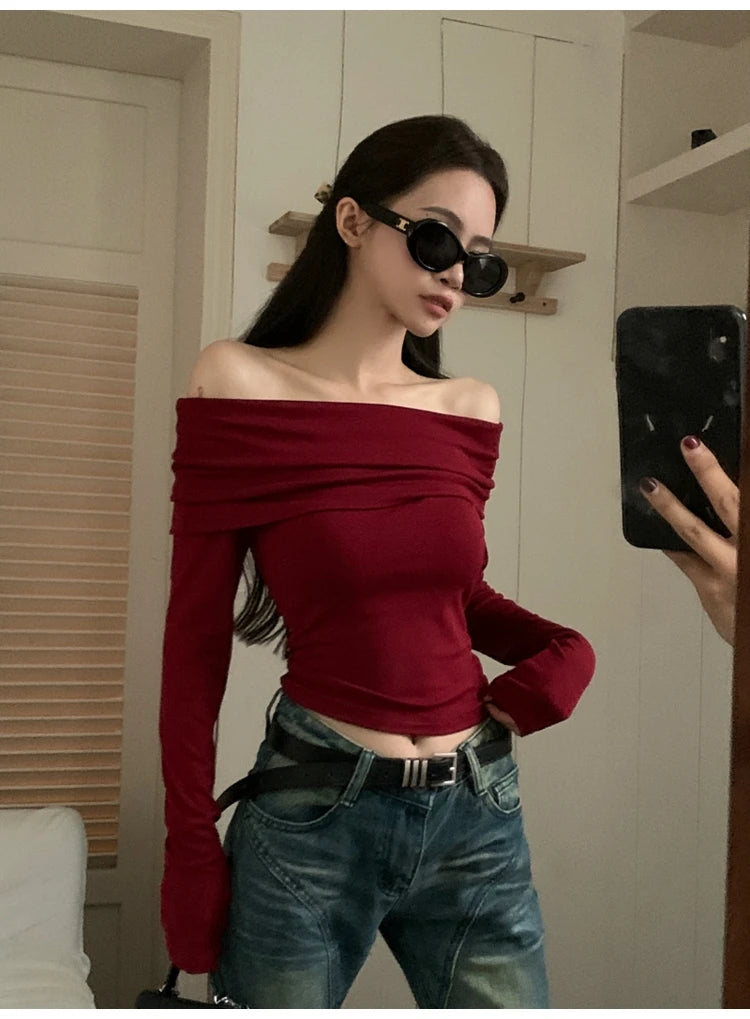 Aiertu Sexy Tops Off Shoulder Long Sleeve Crop Top Women's Autumn/Winter New Spicy Girl Slim Fit Short Red T-shirt Aiertu