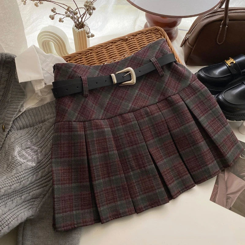 Aiertu Vintage Plaid Skirt Women Preppy Style Kawaii Pleated Skirt Korean Fashion Autumn Winter A-line Streetwear Mini Skirts Aiertu
