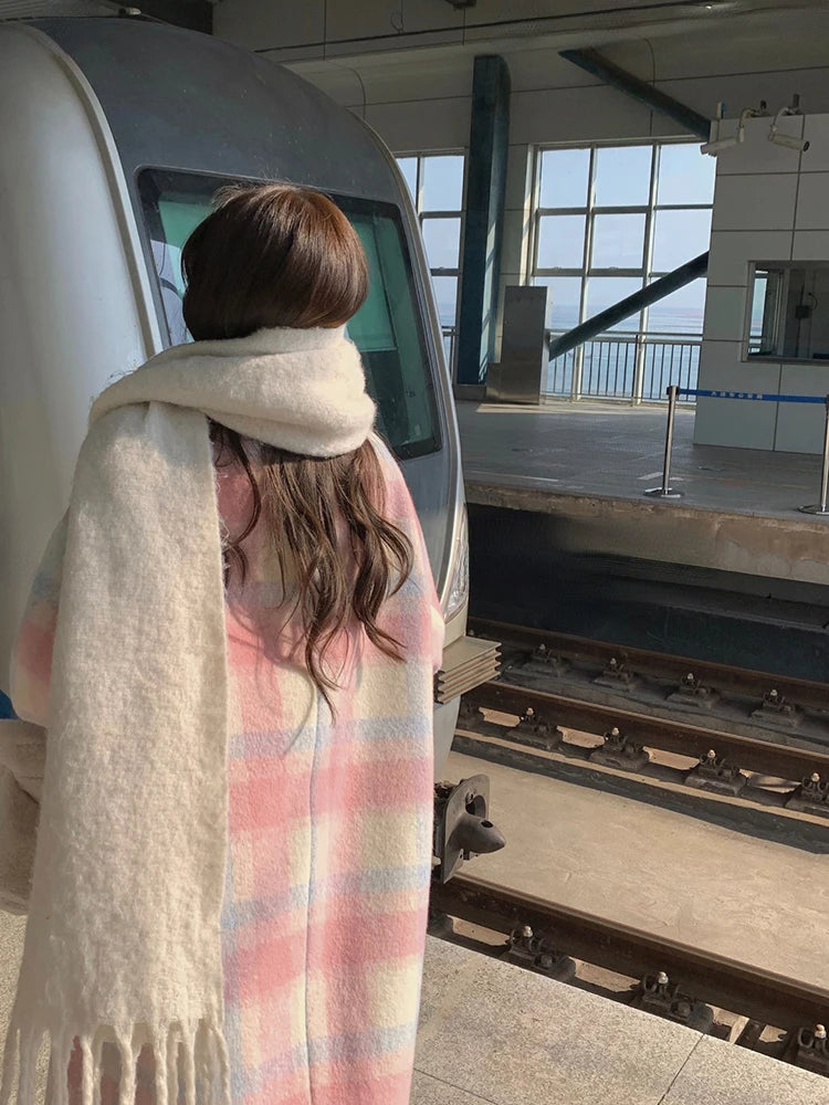 Aiertu Winter Rainbow Woollen Coats Women Casual Warm Loose Plaid Long Coats Female Korean Fashion Office Lady Trench Jackets Y2k Aiertu