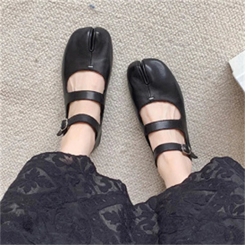 Aiertu Back  to school Designer Split Toe Flats Shoes Buckle Strap Women Comfort Bottom Ballerina Shoes Soft Leather Solid Outdoor Footwear Aiertu
