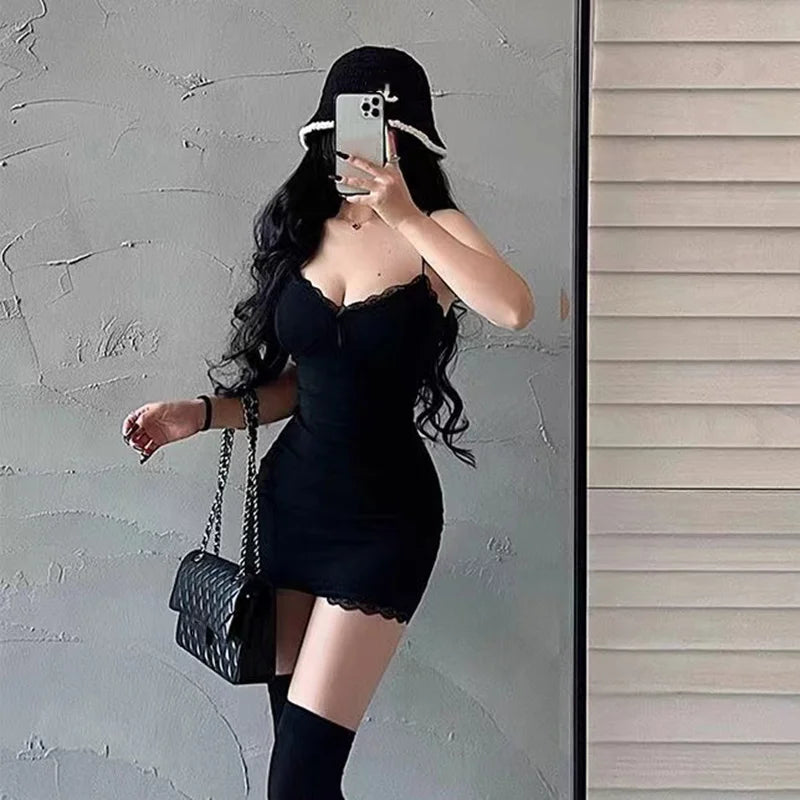 Aiertu DRESS TO IMPRESS Sexy Lace Splicing Sleeveless Mini Dress Women Skinny Sling Red Sundress Short Club Summer Black Bodycon Dresses Party Girls aiertu
