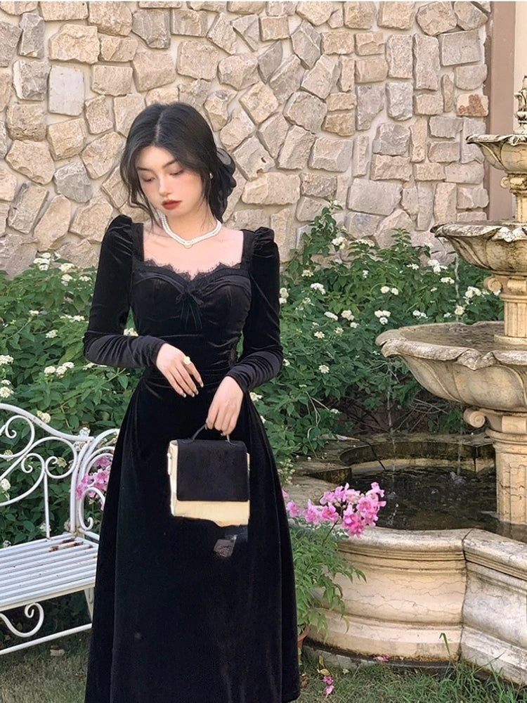 Aiertu Gothic Vintage Balck Long Sleeve Dress Woman Elegant Fashion Velvet Midi Dress Korean Style Even Party Dress Casual Spring Aiertu