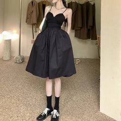 AIERTU  -  Summer new women's clothing temperament black dress design black word suspender tube top dress skirt Aiertu