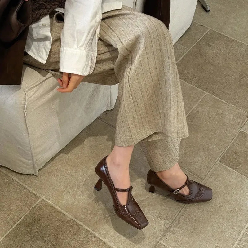AIERTU  -  Retro Womens Shoes Exquisite Block Carving High Heels for Woman Elegant French Casual Shoes Fashion Designer Shoes Zapatos Mujer Aiertu
